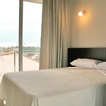 Lägenhetshotell L' Escala Resort 4*