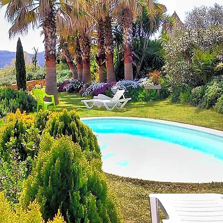 Aparthotel L' Escala Resort 4*
