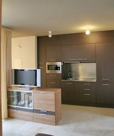 Aparthotel L' Escala Resort