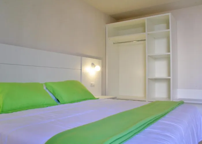 L' Escala Resort Lägenhetshotell 3*