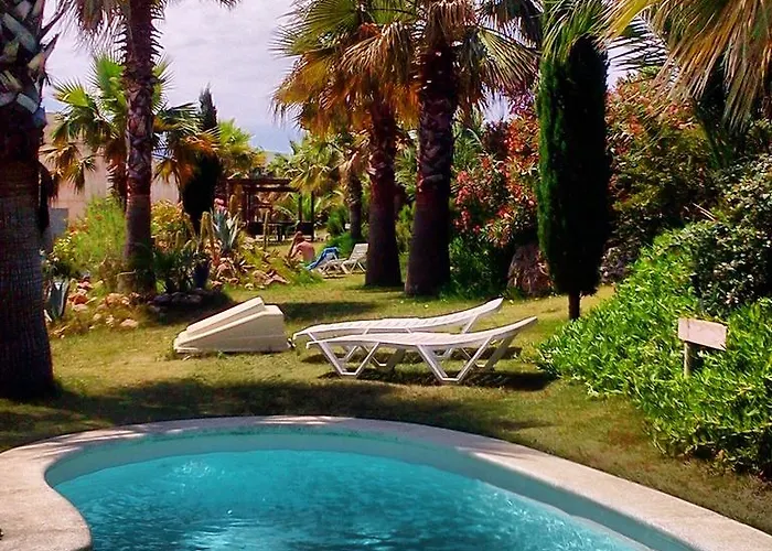 Lägenhetshotell L' Escala Resort 3*