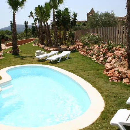 アパートホテル L' Escala Resort L' Escala