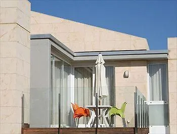 L' Escala Resort アパートホテル 4*