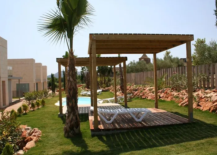 L' Escala Resort 3*
