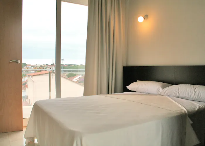 Aparthotel L' Escala Resort 3*